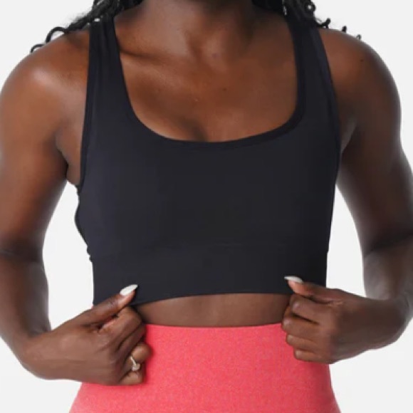 NVGTV ECLIPSE SPORTS BRA BLACK SEAMLESS CUTOUT - Picture 5 of 5